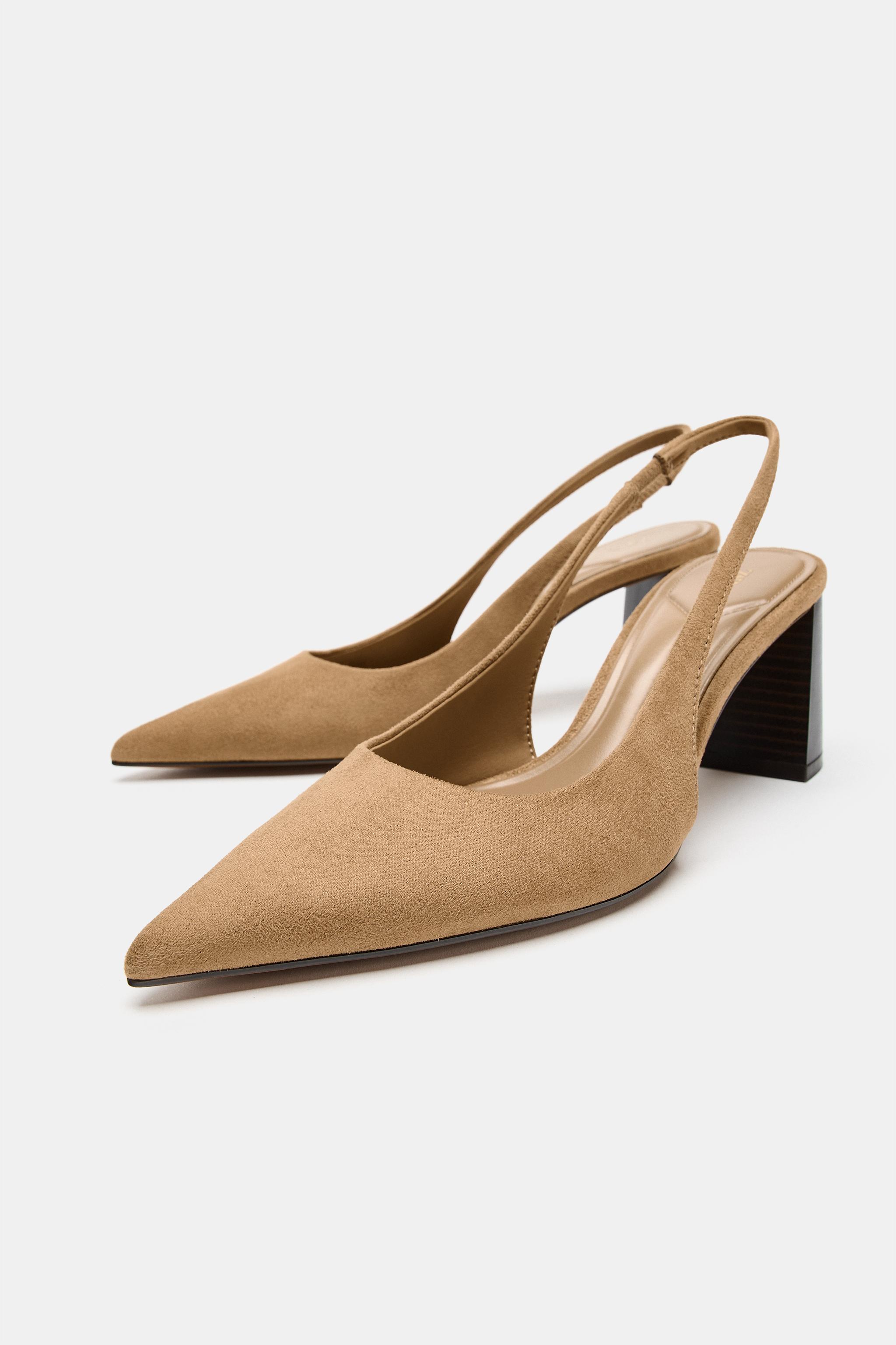 CHAUSSURES À TALONS OUVERTES L'ARRIÈRE